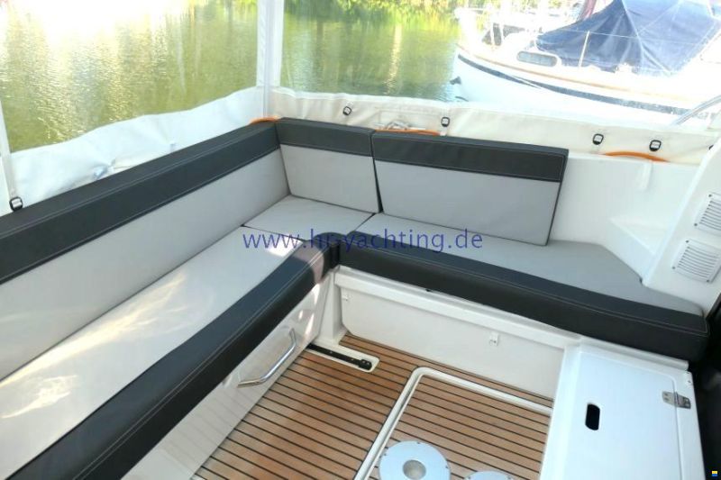 Jeanneau Merry Fisher 895