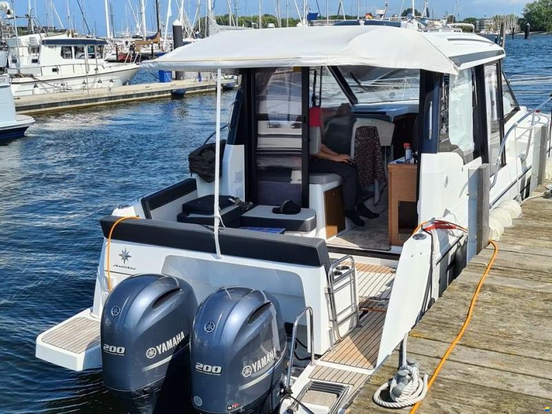 Jeanneau Merry Fisher 895