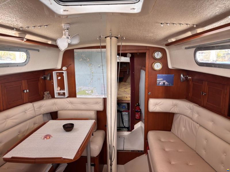 Jeremy Rogers Limited Contessa 32