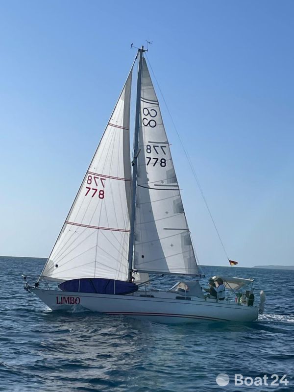 Jeremy Rogers Limited Contessa 32
