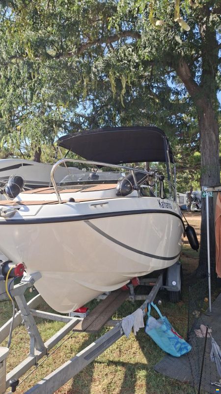 Quicksilver 555 Cabin