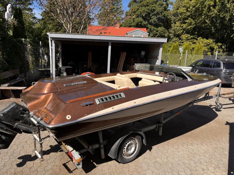 Glastron Carlson CVX16