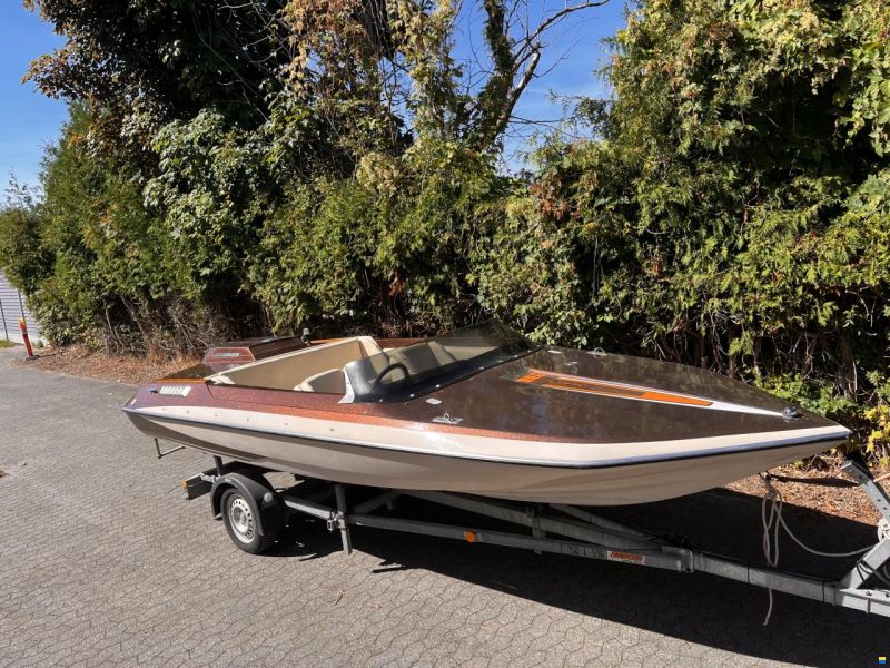 Glastron Carlson CVX16