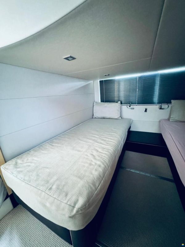Sunseeker Portofino 40