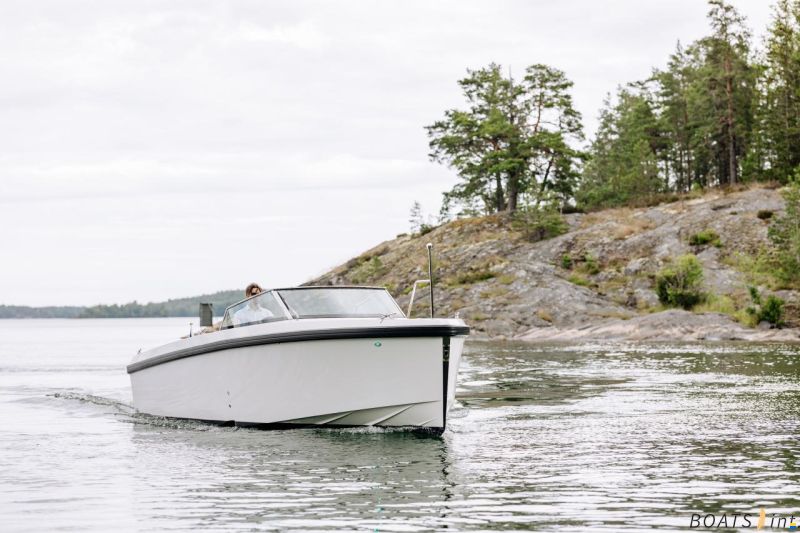 Delta Powerboats 26 Open