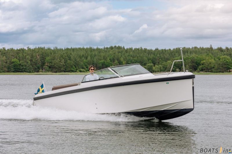 Delta Powerboats 26 Open
