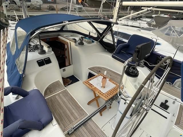 Hanse 320