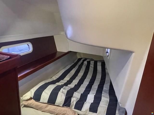 Hanse 320