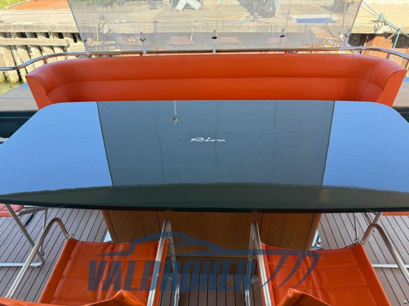 Riva 85 Opera