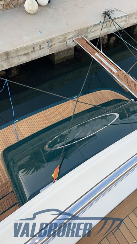 Riva 85 Opera
