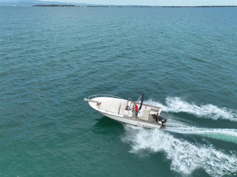 Robalo 25,20