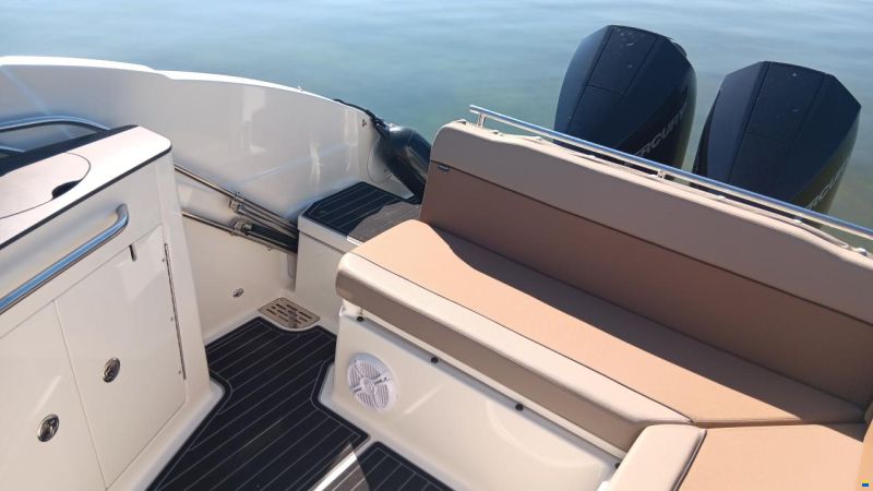 Quicksilver 805 Activ