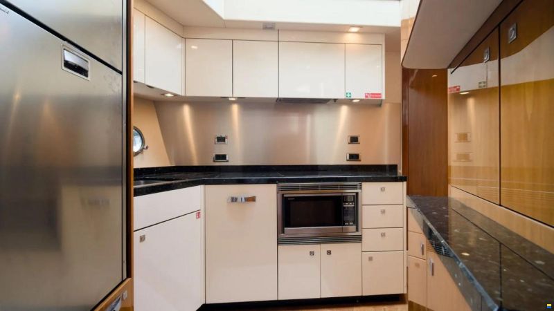 Sunseeker Manhattan 63