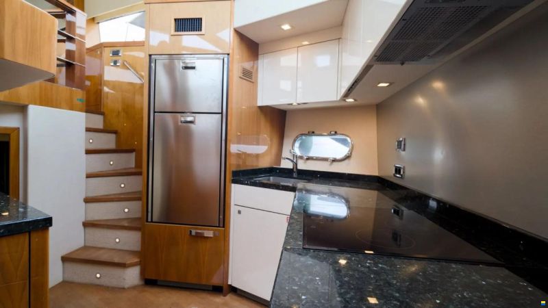 Sunseeker Manhattan 63