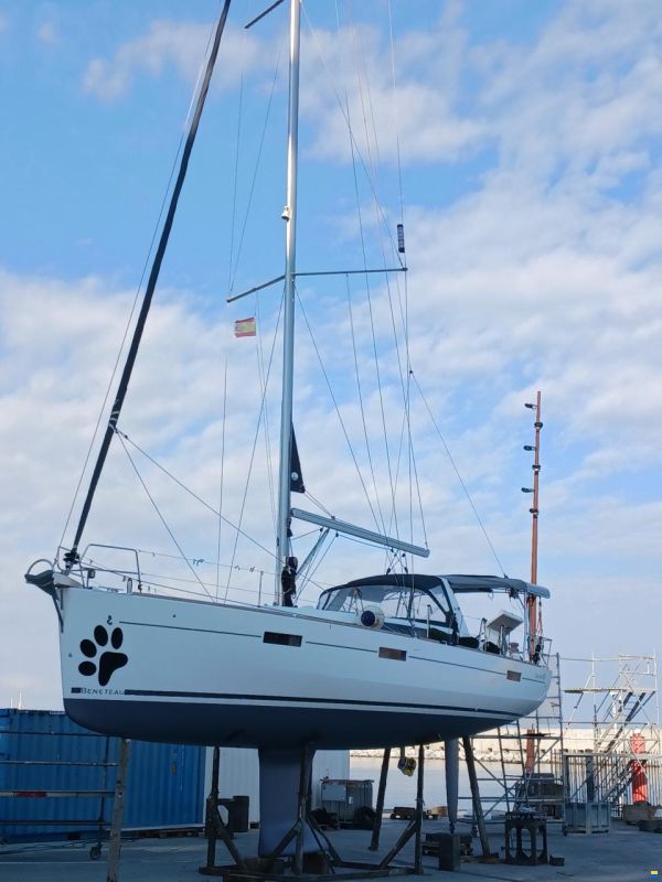 Beneteau Oceanis 45