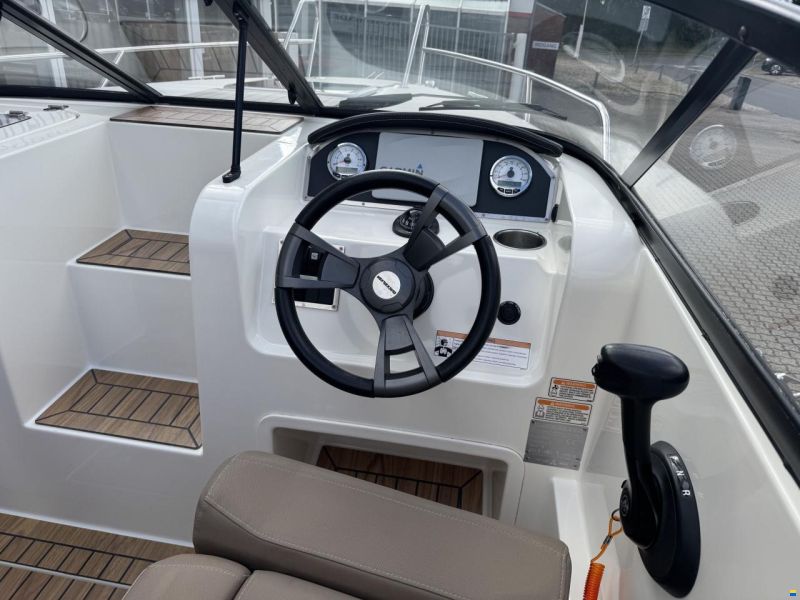 Quicksilver Activ 645 Cruiser med F115 hk Mercury-EF