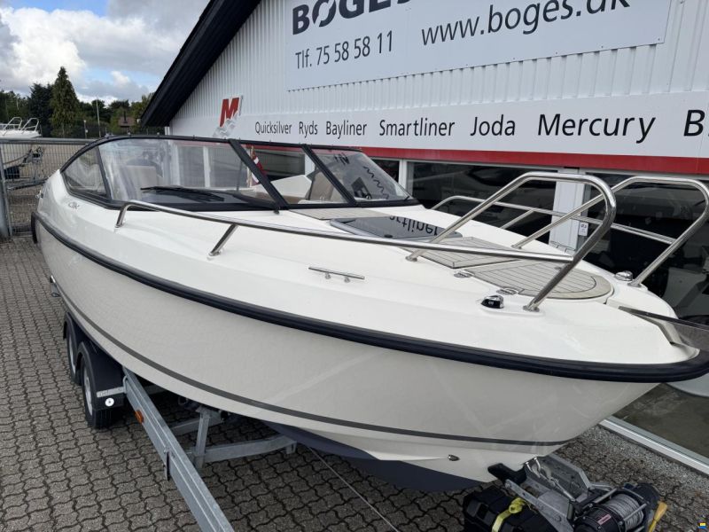 Quicksilver Activ 645 Cruiser med F115 hk Mercury-EF
