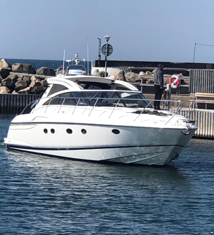 Princess V48