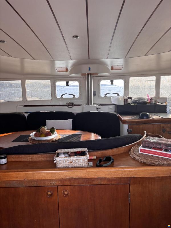 Lagoon 410