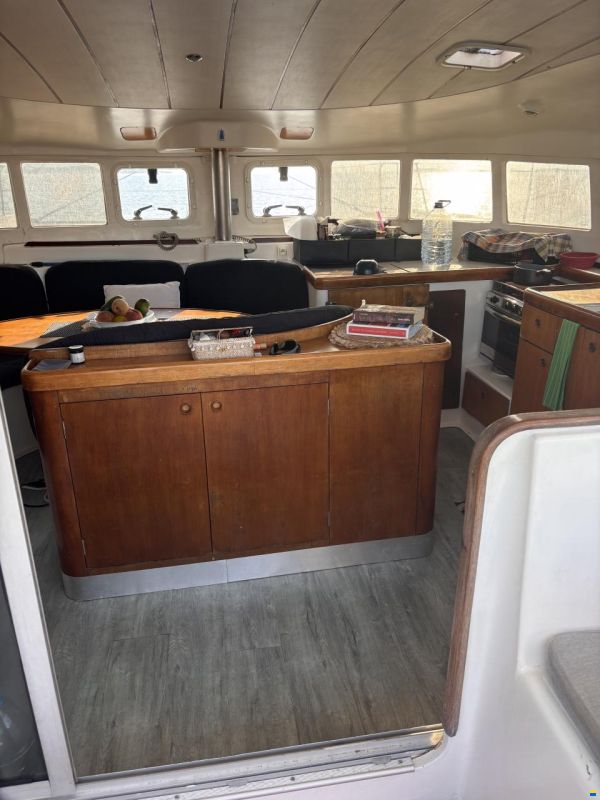 Lagoon 410