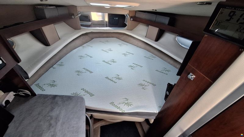 Chaparral 270 Signature