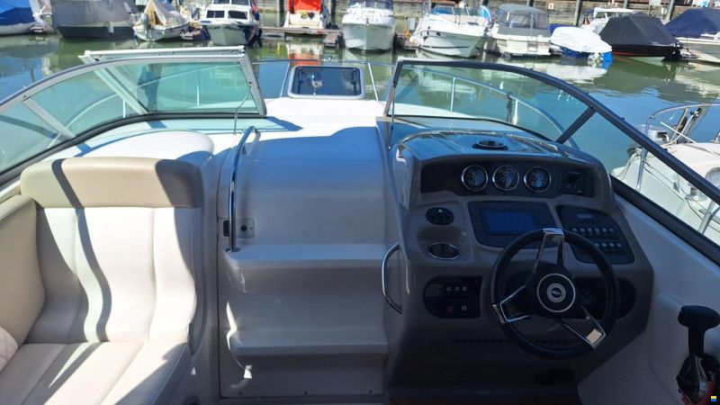Chaparral 270 Signature