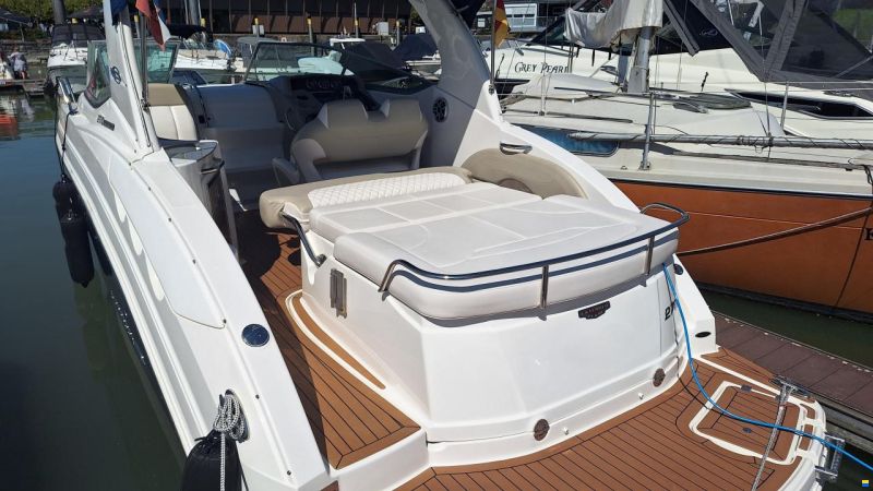 Chaparral 270 Signature