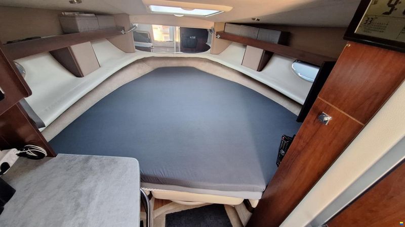 Chaparral 270 Signature