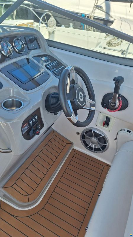 Chaparral 270 Signature