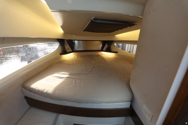 Marex 330