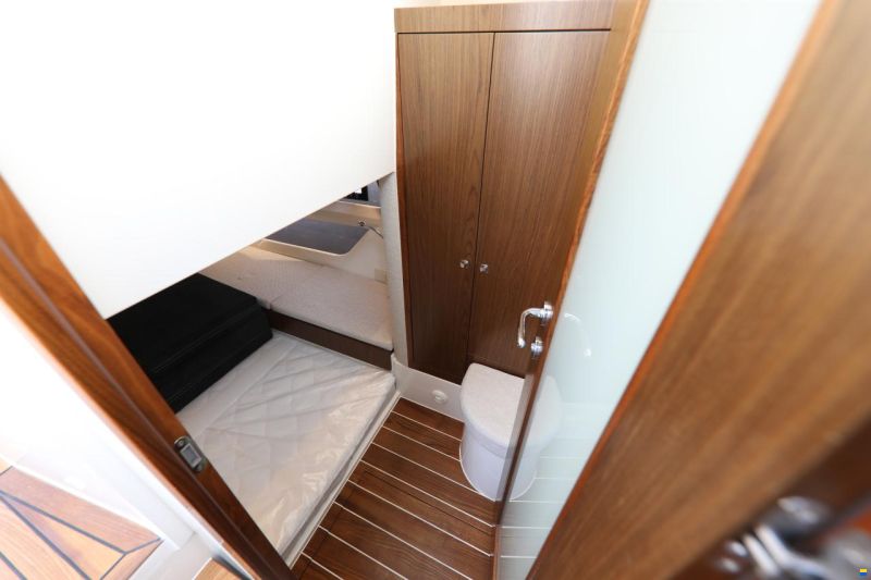 Marex 330