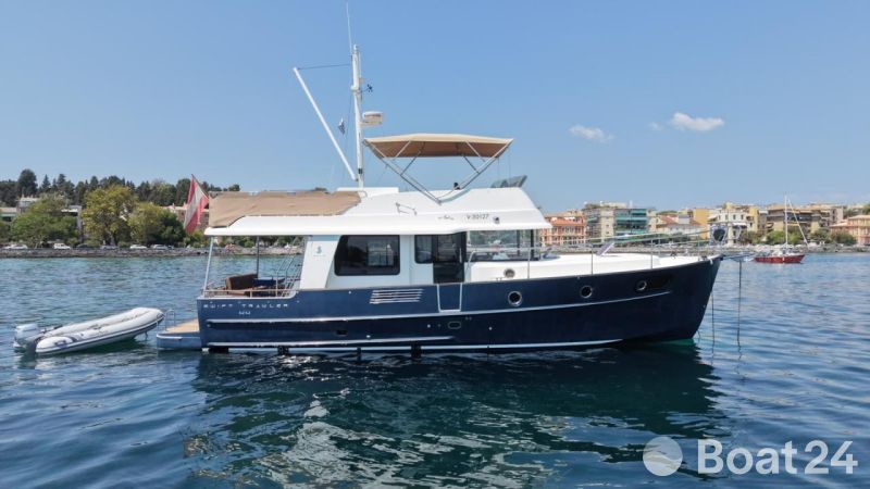 Beneteau Swift Trawler 44