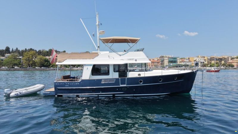 Beneteau Swift Trawler 44