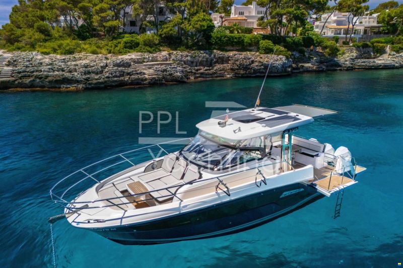 Jeanneau Cap Camarat 12.5 WA