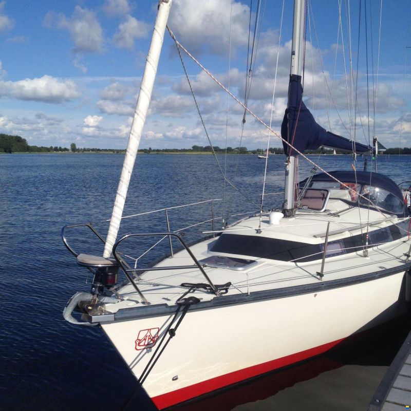 Dufour 3800