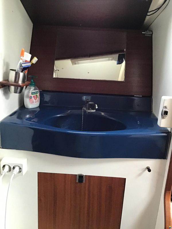 Dufour 3800
