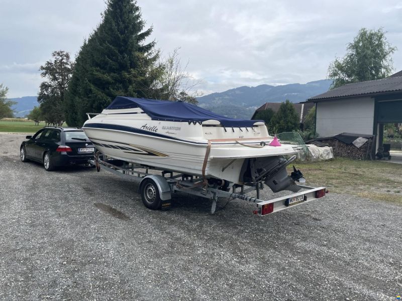 Glastron GT 209