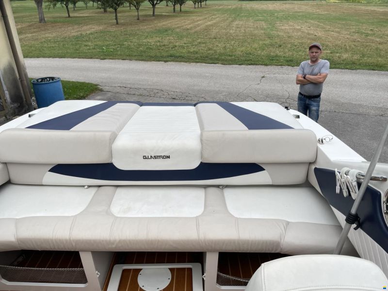 Glastron GT 209