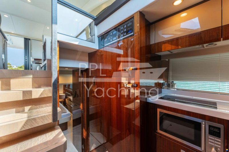 Fairline Squadron 48
