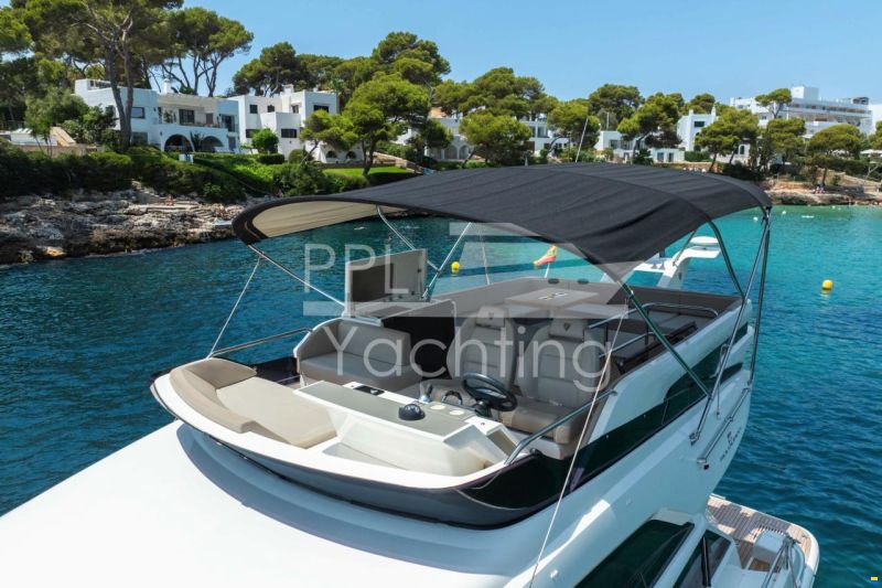 Fairline Squadron 48