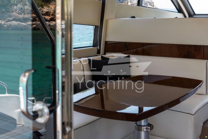 Fairline Squadron 48