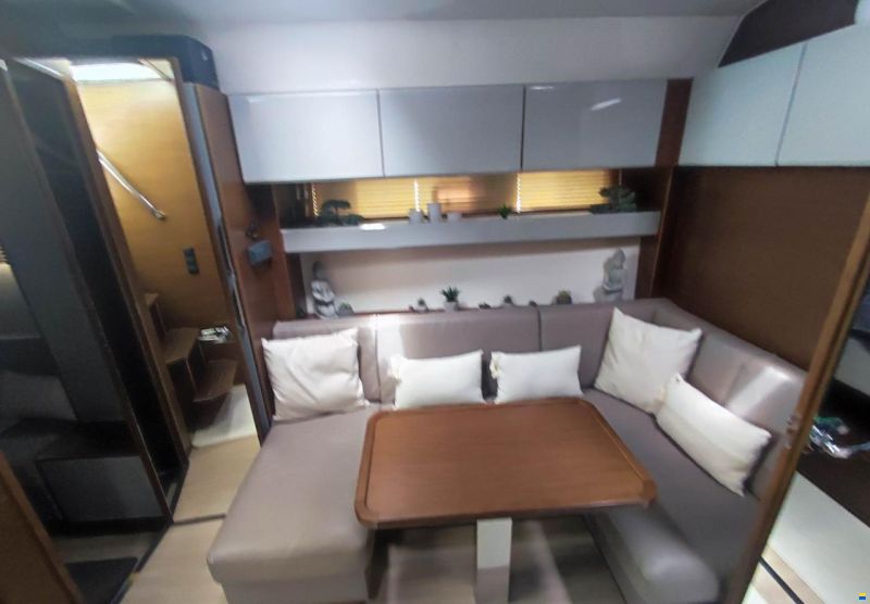Bavaria S 40 HT