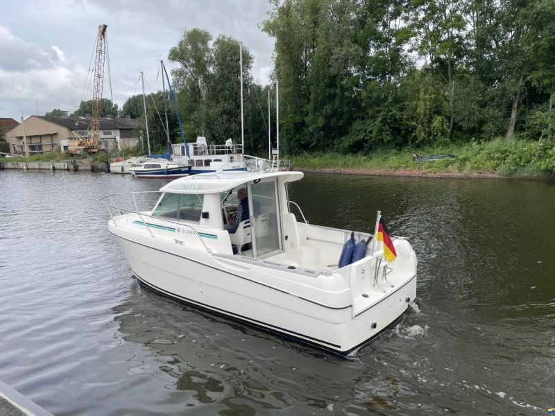 Jeanneau Merry Fisher 695 mit Wellenantrieb