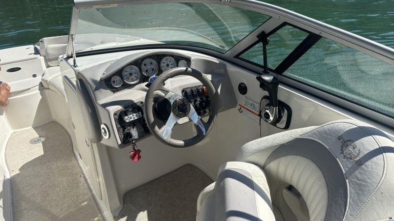 Stingray 235 DR