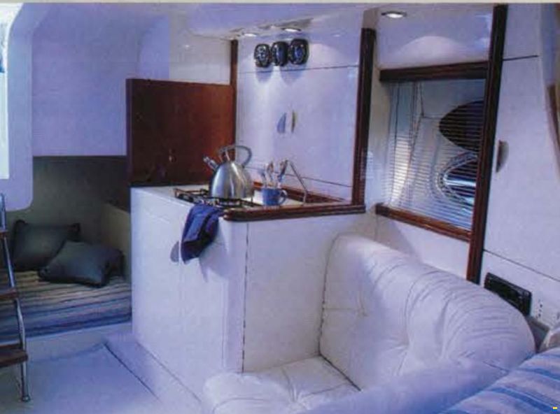 Pershing 37