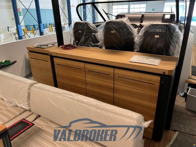 Cranchi A46 Luxury Tender