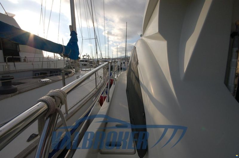 Azimut AZ 43 S