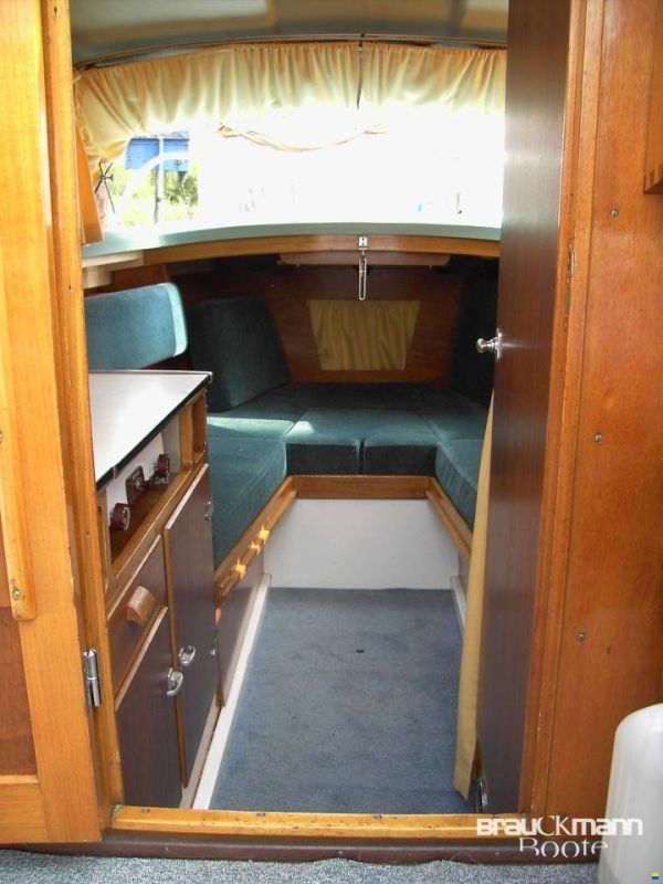 Coronet Modell