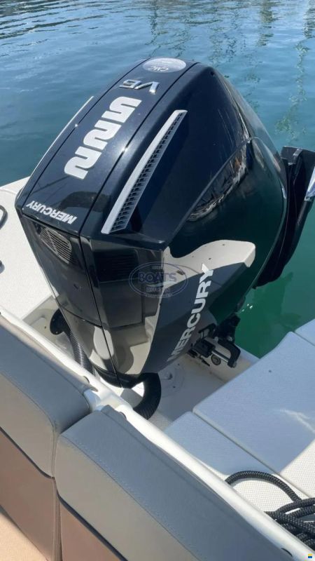 Quicksilver Activ 755 Sun Deck