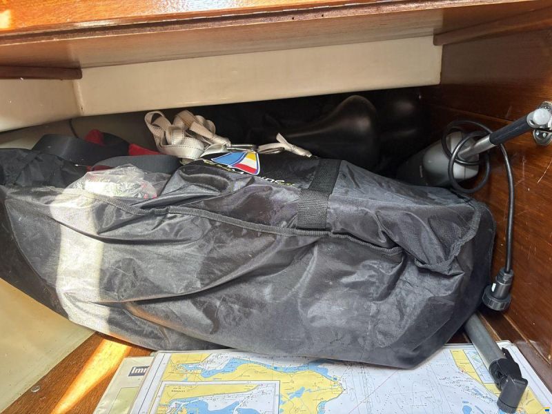Contessa 28